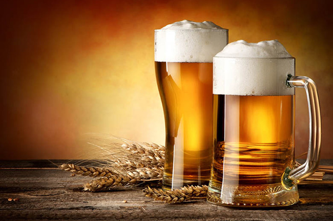 Le proprietà benefiche della birra