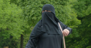 Burqa - Dialogo e integrazione