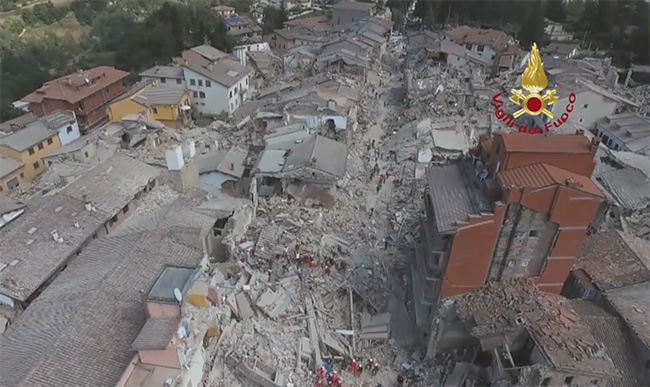 Terremoto nel Centro Italia: paesi rasi al suolo