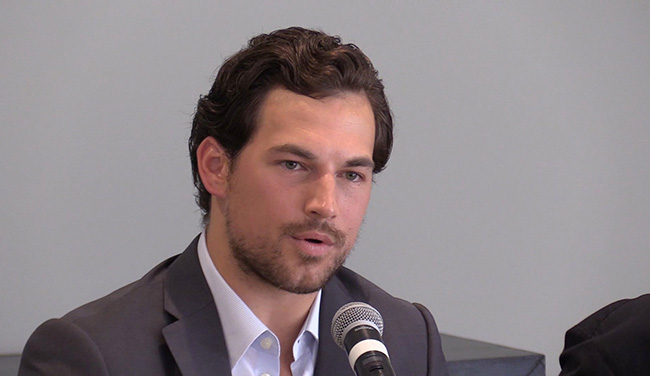 Intervista con Giacomo Gianniotti