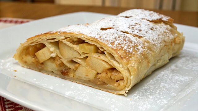 Ricetta e preparazione Strudel di mele