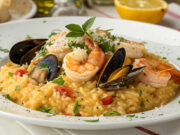 Risotto alla pescatora: un trionfo di sapori di mare Risotto ai frutti di mare