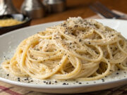 Cacio e Pepe: un viaggio nel cuore della romanità Ricetta cacio e pepe