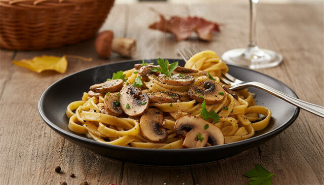Ricetta tagliatelle ai funghi porcini