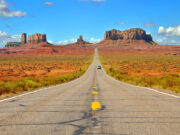Viaggio in USA su misura: il Southwest che non ti aspetti Monument Valley on the border of Arizona and Utah.