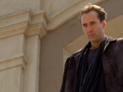 Tutti usano Iris sui social: il dettaglio inquietante di “City of Angels” che nessuno ricorda Nicolas Cage nel ruolo dell'angelo Seth nel film City of Angels 1998, scena in cui non sbatte le palpebre