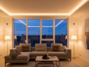 Le luci smart che si spengono da sole: l’errore che tutti fanno in casa Salotto moderno illuminato da luci calde e dispositivi intelligenti per la casa.